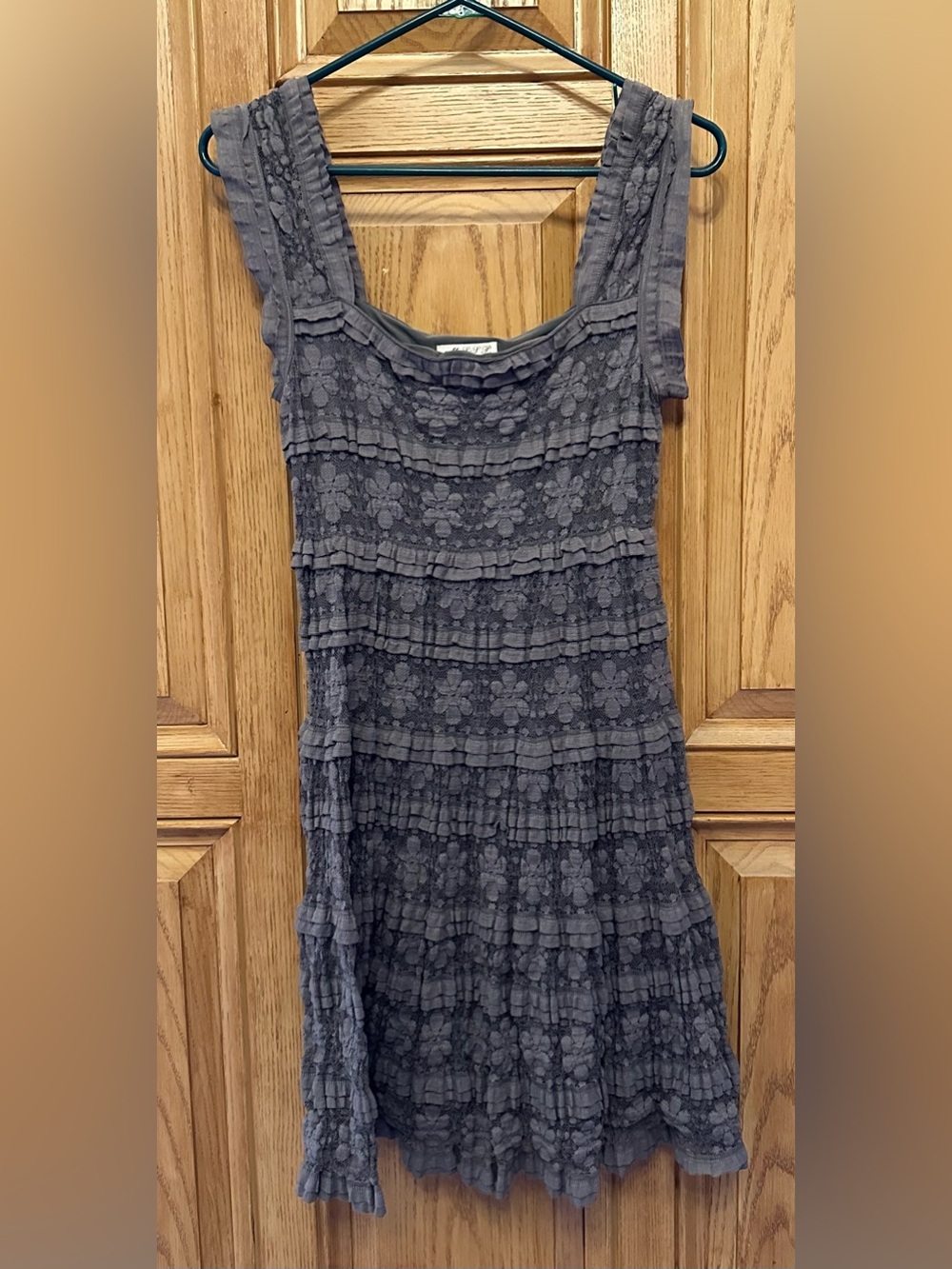 Sleeveless Lace Tiered Midi Dress in Charcoal Gray